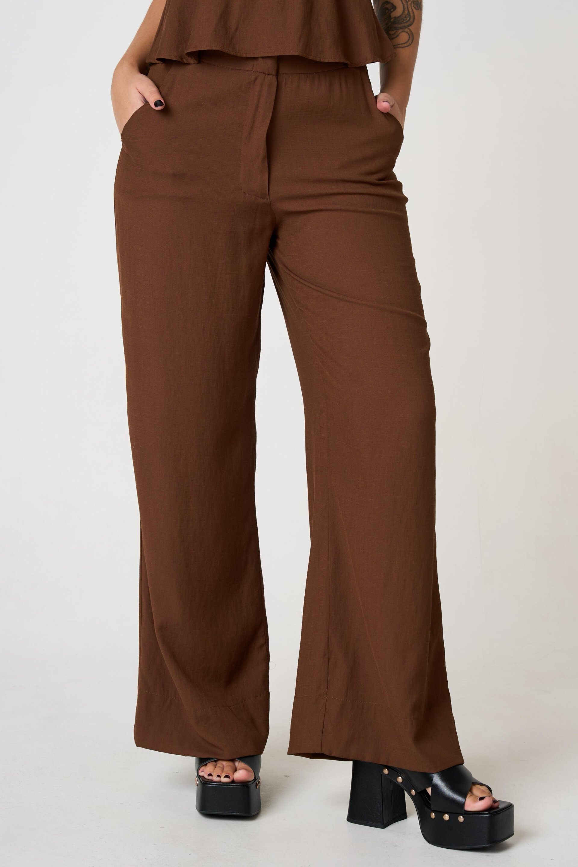 CALÇA CAROLINE MARROM