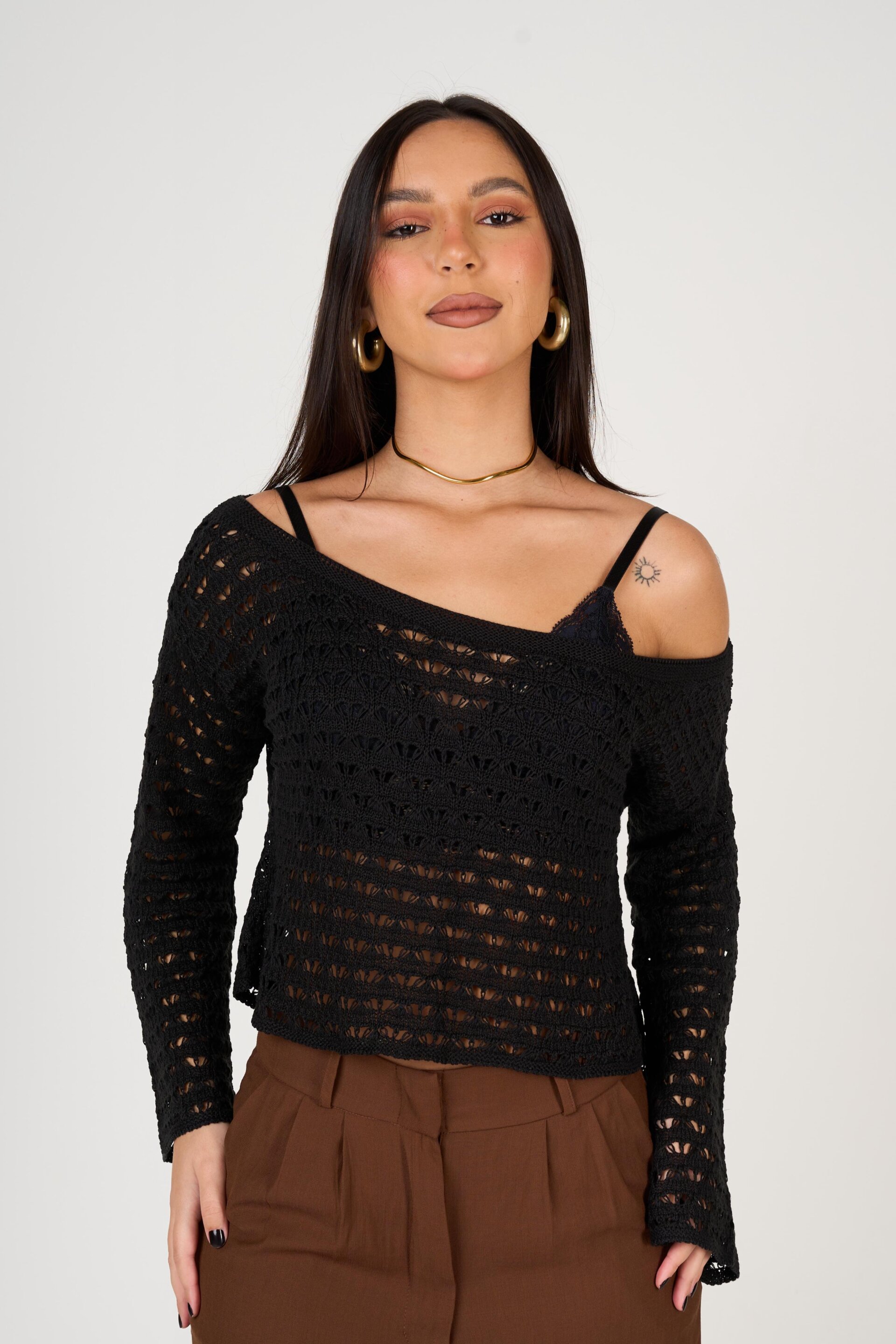 BLUSA TRICOT PRETA
