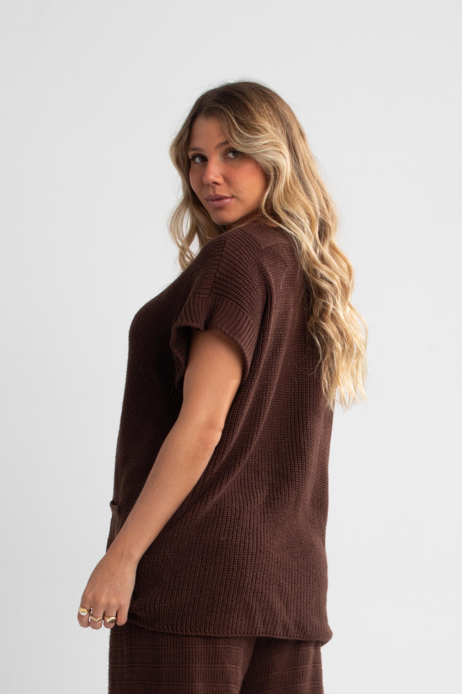 BLUSÃO TRICOT BOTÕES MARROM - Imagem 3