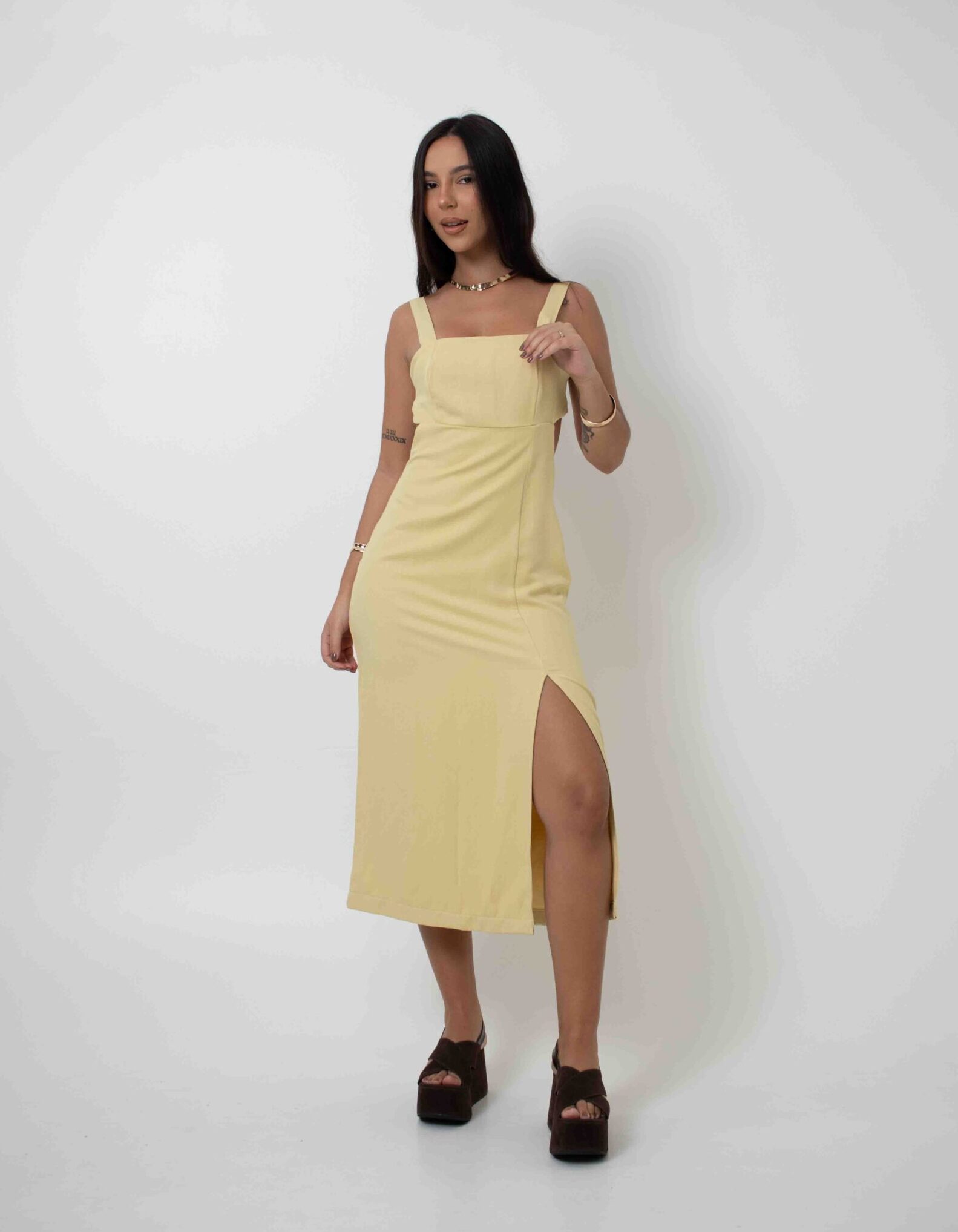 VESTIDO MIDI PAULA AMARELO MANTEIGA