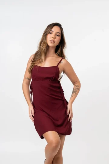 VESTIDO VITORIA VINHO